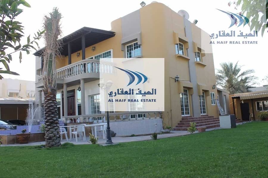 10 This Exclusive Spacious 4 BR  Luxury Villa Beautiful Furnishing | Jumierah 3 Dubai