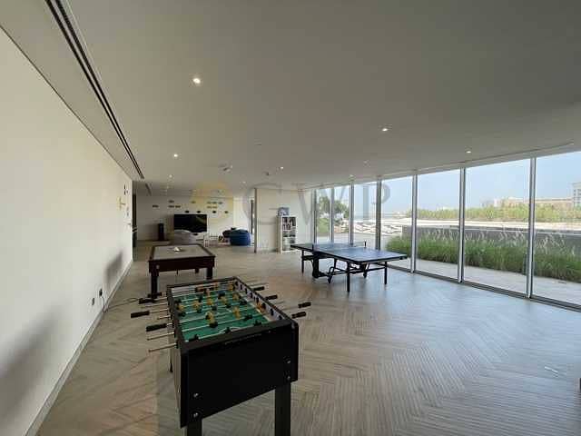 20 EXCLUSIVE|Private Beach|2 bed|large balcony|GREAT DEAL