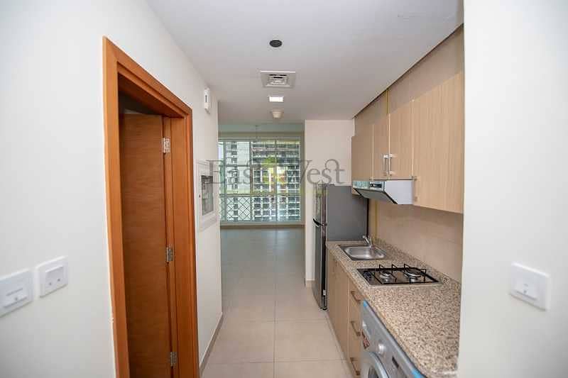5 Equipped Kitchen| Direct from owner| Parking
