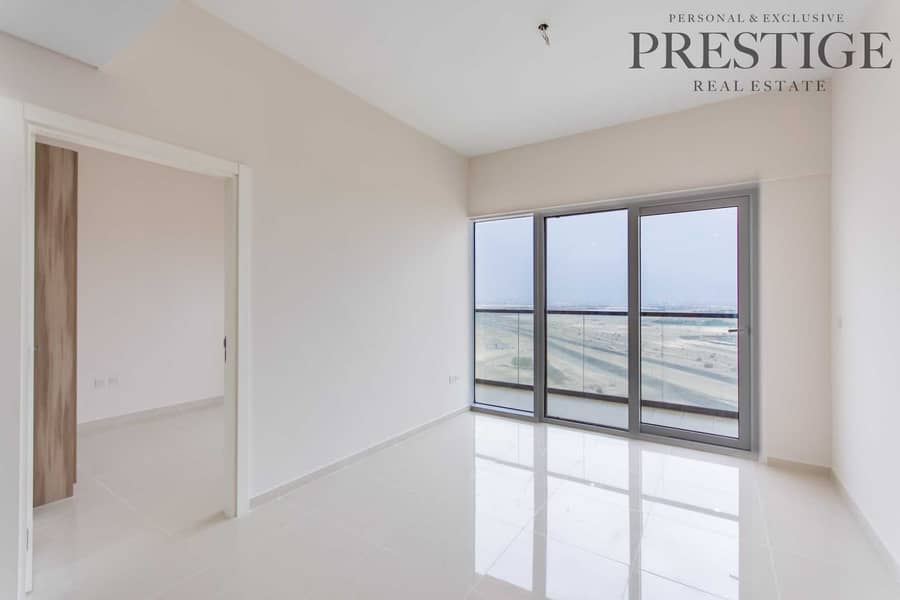 5 2 Bed Brand New | Golf Vita Tower A | Damac Hills