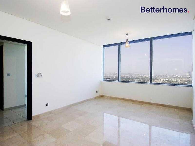 Spacious | Modern & Stylish | Mid Floor| Burj View