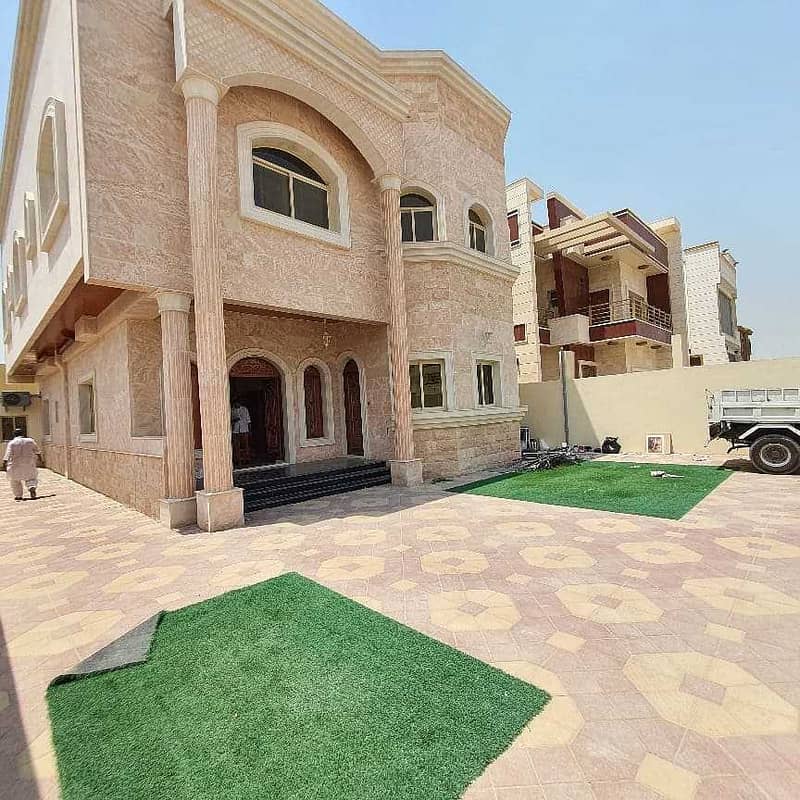 Villa for rent in Ajman Al Rawda 🌹🌹
 An area of ​​​​5,000 feet, personal