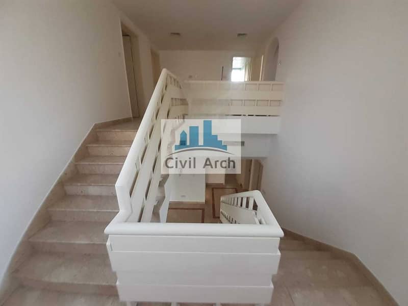 6 INDEPENDENT FULLY RENOVATED 5 BR VILLA NEXT TO SAFA PARK JUST 250K