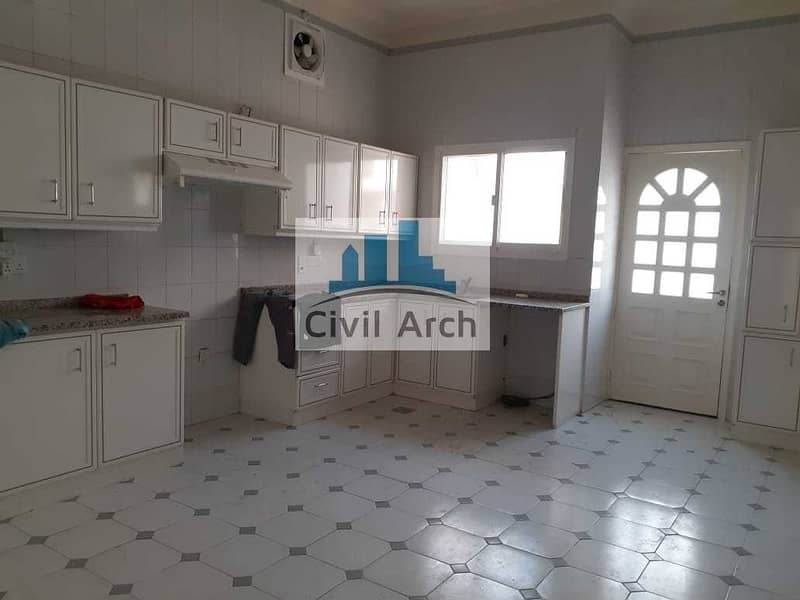 18 INDEPENDENT FULLY RENOVATED 5 BR VILLA NEXT TO SAFA PARK JUST 250K