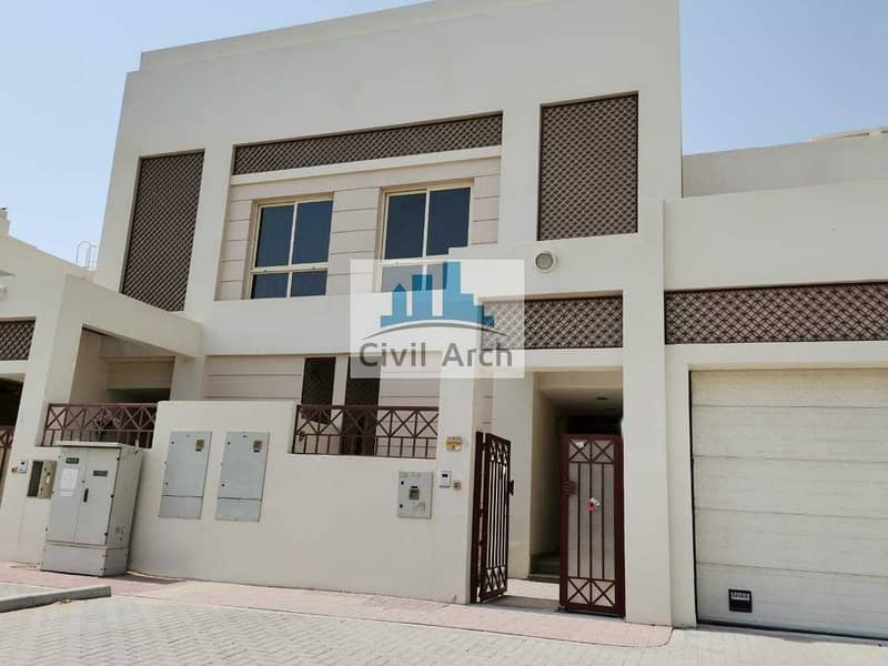 Elegant 3 BR Villa in Al Barsha 1-Townhouse. Next to Saudi German Hospital
