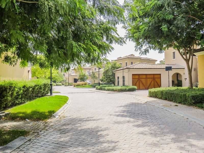 15 Exclusive|Well Maintained|Muirfield|Private Pool