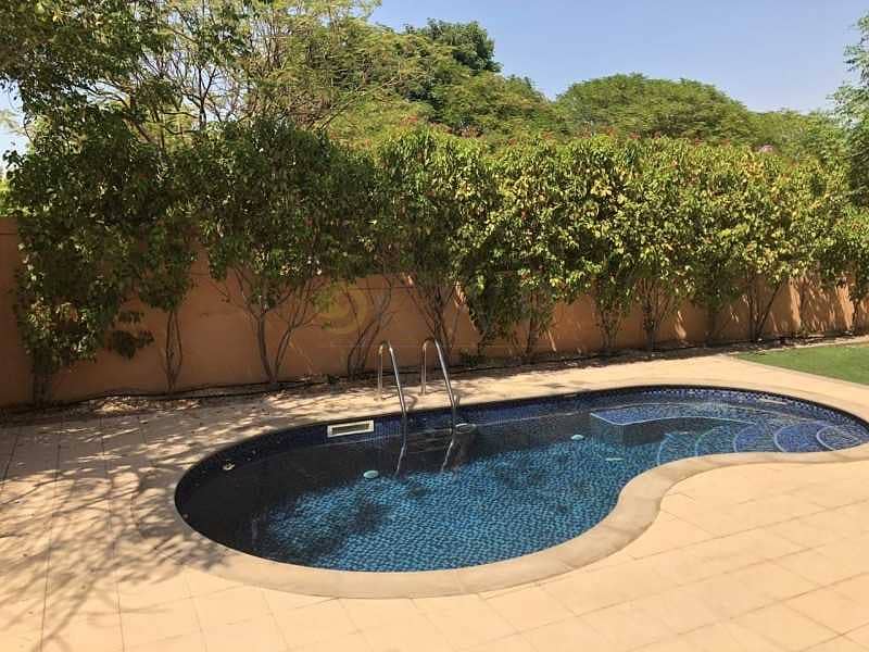 24 Exclusive|Well Maintained|Muirfield|Private Pool