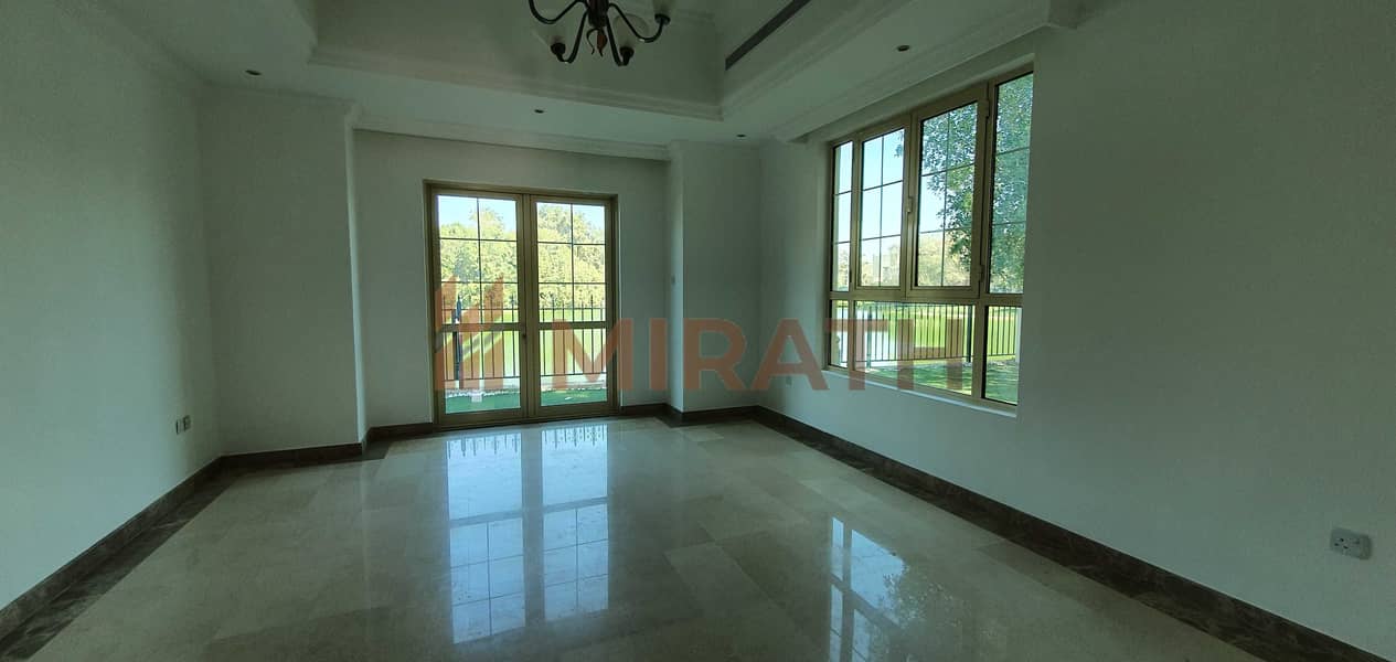 7 MASTER VIEW 5BR WITH PRIVATE POOL & GARDEN