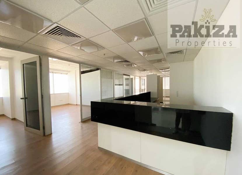 2 NEAR METRO|WELL MAINTAINED|CLOSED GLASS PARTITIONS|SPACIOUS FULLY FITTED OFFICE FOR RENT IN SHEIK ZAYED ROAD