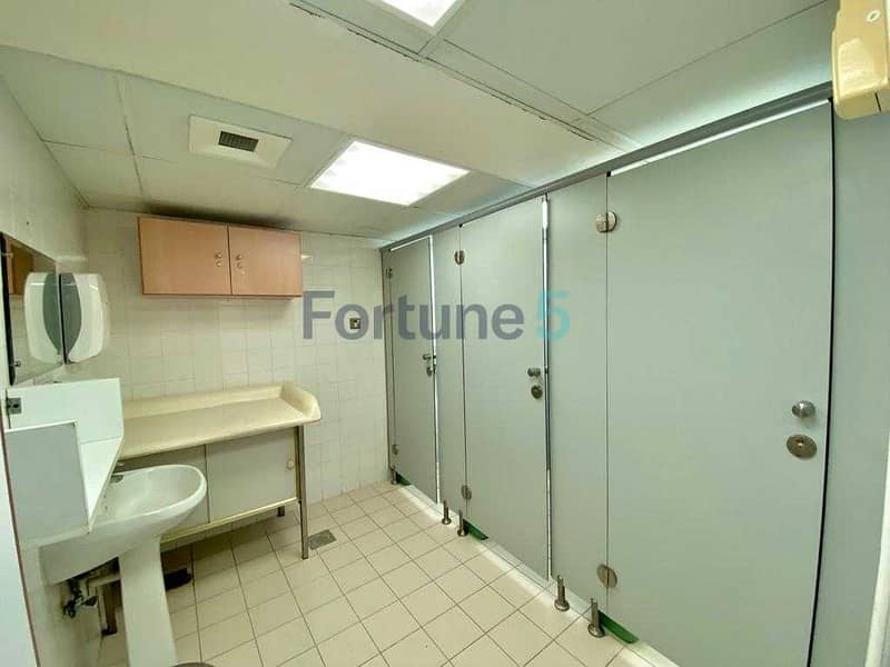 33 MEDICAL CENTER | OWN LABORATORY | CHILLER FREE