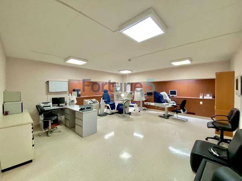 4 MEDICAL CENTER | OWN LABORATORY | CHILLER FREE