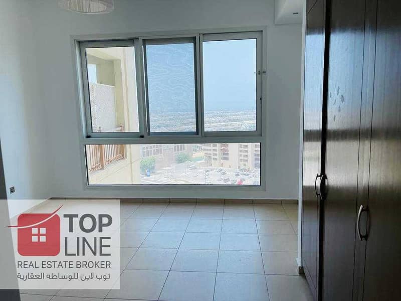 8 Biggest size 2BR+Maid with Atlantis & Nakheel Mall view