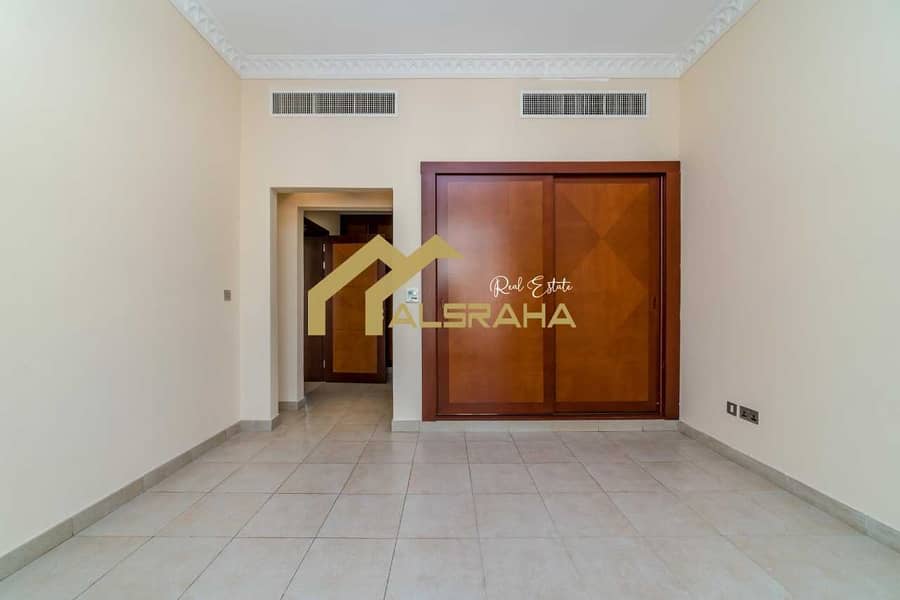 7 For Sale | Villa | Al Qurm Gardens | 5 BR | 4000 sq ft | Maids Room | Driver Room