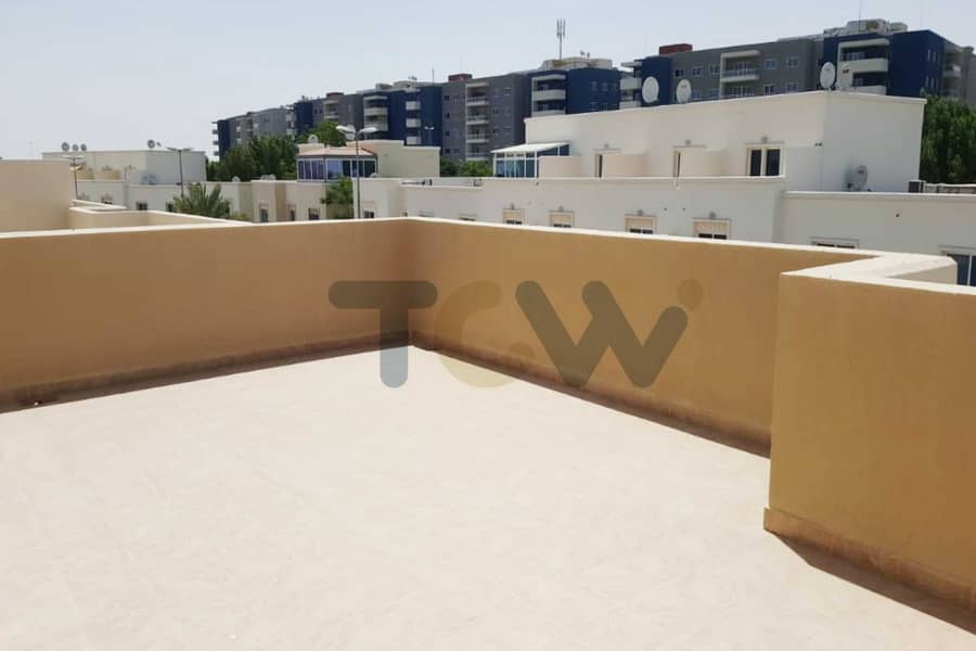 10 Well Maintained Villa in Great Location with Pool