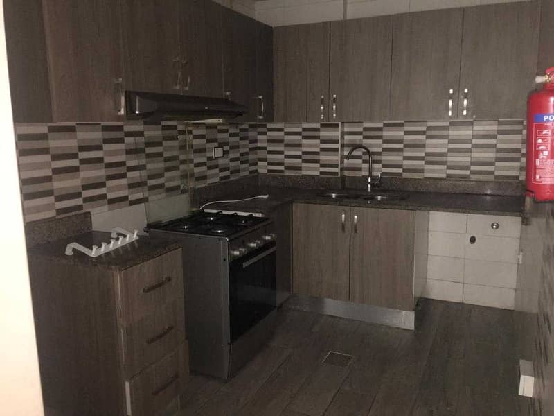9 AMAZING  1 BED WITH STUDY AVAILABLE FOR RENT!!