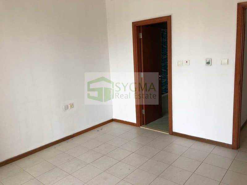4 Beautiful 1 bedroom with Balcony in Mag 214