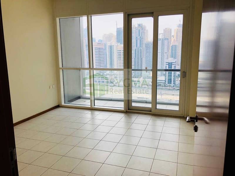 6 Beautiful 1 bedroom with Balcony in Mag 214