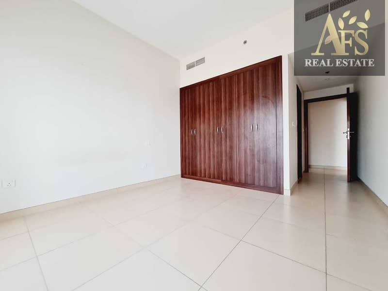 3 Huge 1 Bed + Laundry | Chiller Free | Stadium View | Big Balcony