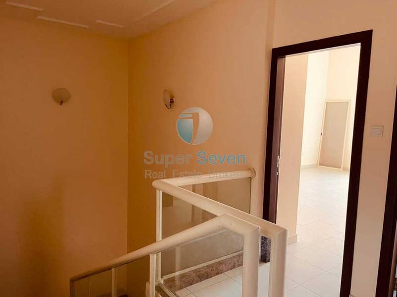 7 Large-4 Bedroom villa for rent Barashi Sharjah