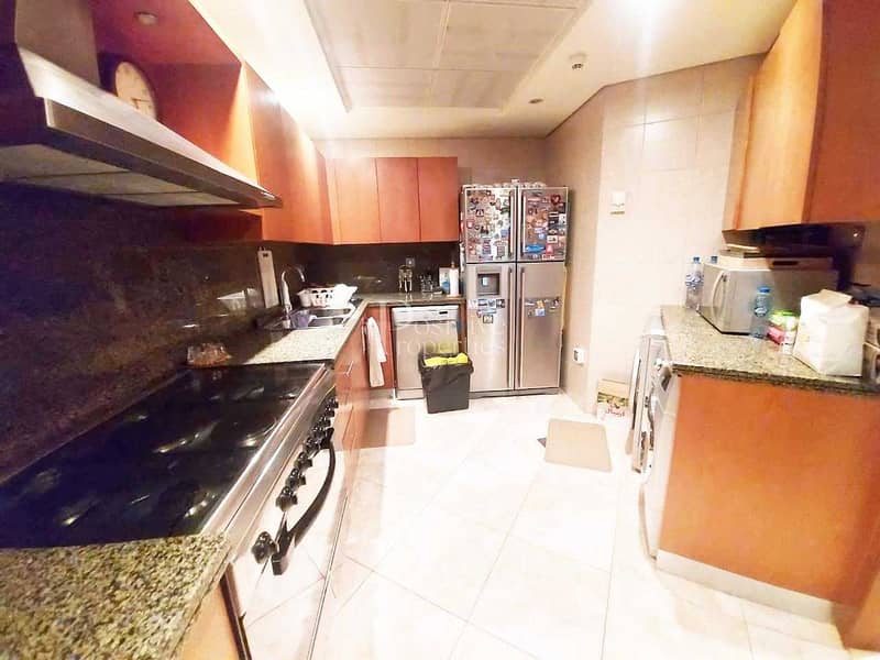 6 Sea & Dubai Eye View | Well Maintained | Spacious