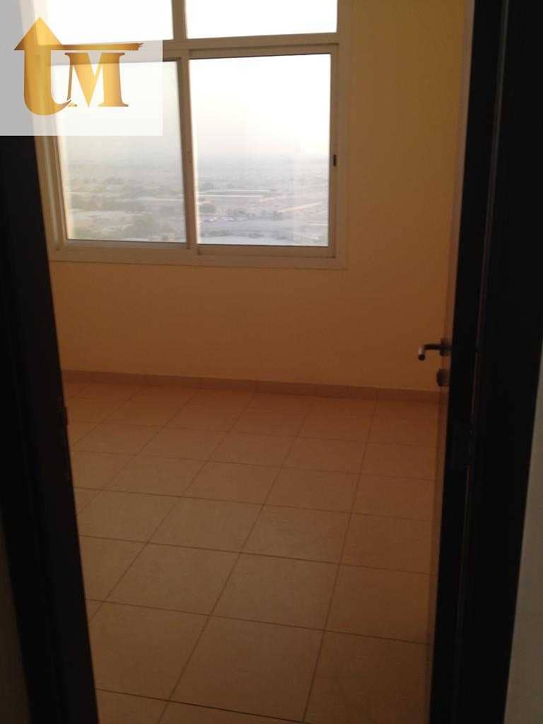 5 BOOK FAST !!! LOWEST DEAL AED 23000/4 Cheques Only 1 bedroom Balcony Nice Open View Queue Point
