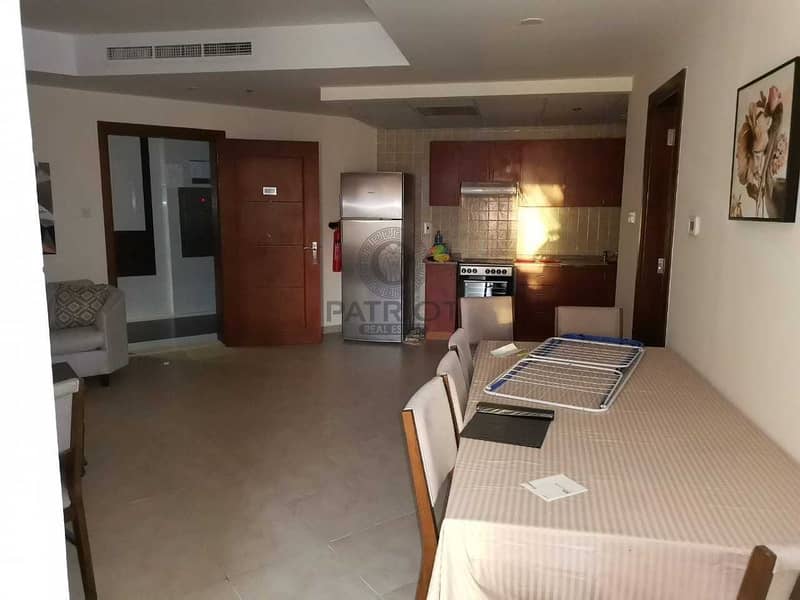 4 Hot Deal 2 Bedroom apartment available in Dubai gate 2 in JLT close to metro.