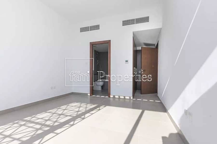 8 Priced to sell | Brand New 2 Bed + M | Arabella 2
