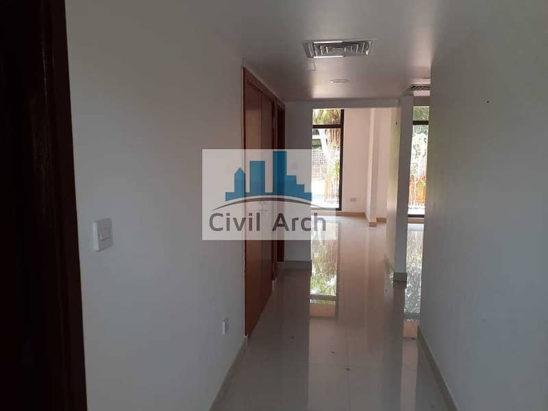 18 AMAZING 3 BEDROOM WITH MAIDS ROOM VILLA IN UMM SUQEIUM 2 JUST 150K