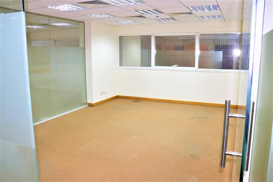 27 Fitted Office with Partitions in Sheikh Zayed Road