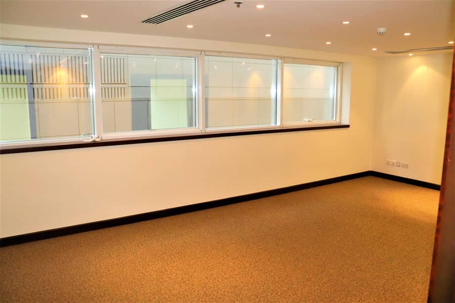 39 Fitted Office with Partitions in Sheikh Zayed Road