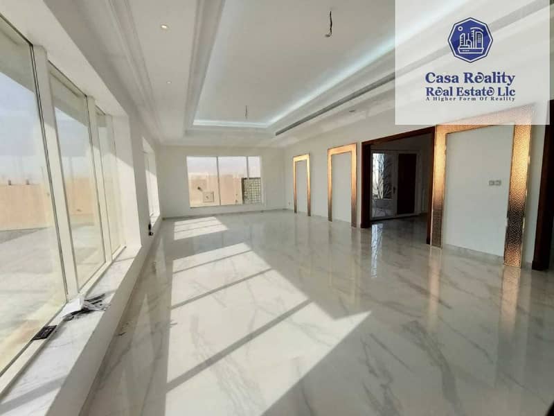 14 Spacious 5 Master BR villa for rent in Al Aweer