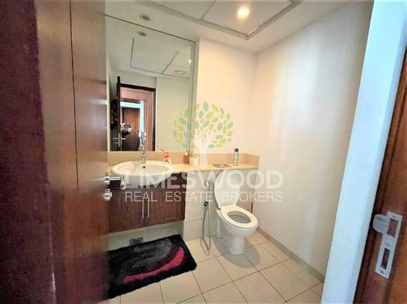 17 Fully Furnished 1 BR |Fountain View | Corner Unit