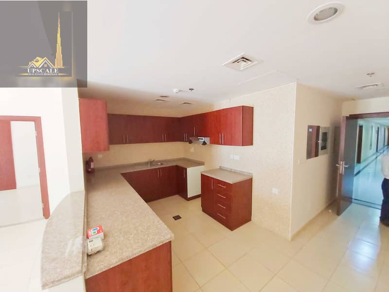 11 SPACIOUS APARTMENT FOR SALE AT INVESTMENT PRICE
