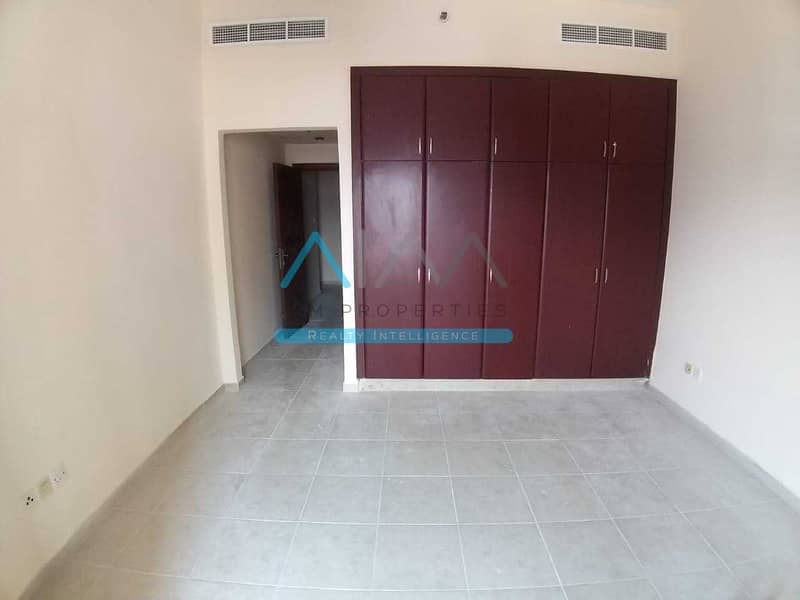 2 14 Month Contract | Chiller Free 1 Bed Room | Kitchen Appliances