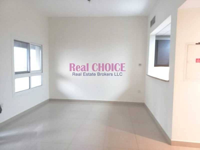 18 High Floor | 4 cheques | Partly Furnished