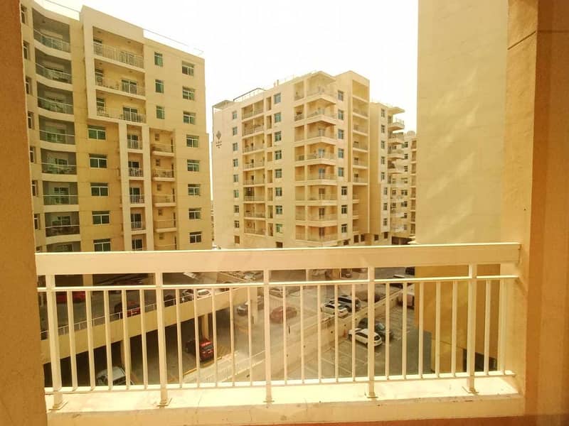 16 28K PAY 4 CHQ !!!LARGE  ONE BEDROOM WITH LARGE BALCONY + LUNDRY ROOM  AVAILABLE FOR RENT MAZAYA Q POINT LIWAN  DUBAI