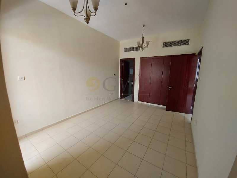 7 England X-15 - One Bedroom + Balcony - Close to Dragon Mart