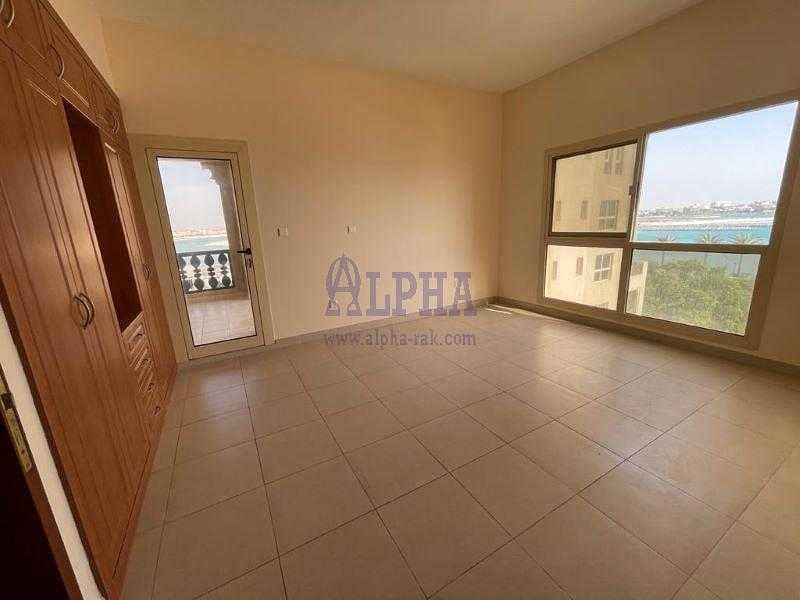 12 Spacious 3 Bedroom Apartment | Beautiful Location