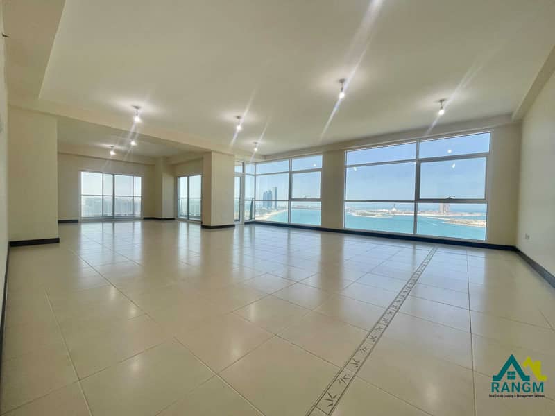 2 Bright and Spacious 3bedroom apartment with balcony in corniche SEA VIEW
