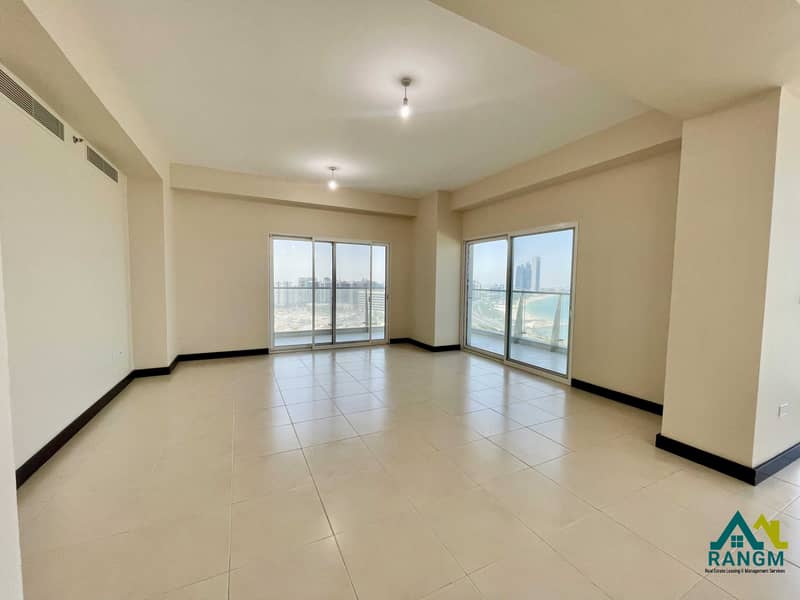 5 Bright and Spacious 3bedroom apartment with balcony in corniche SEA VIEW