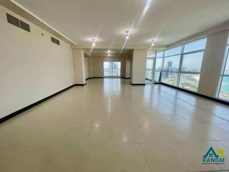 7 Bright and Spacious 3bedroom apartment with balcony in corniche SEA VIEW