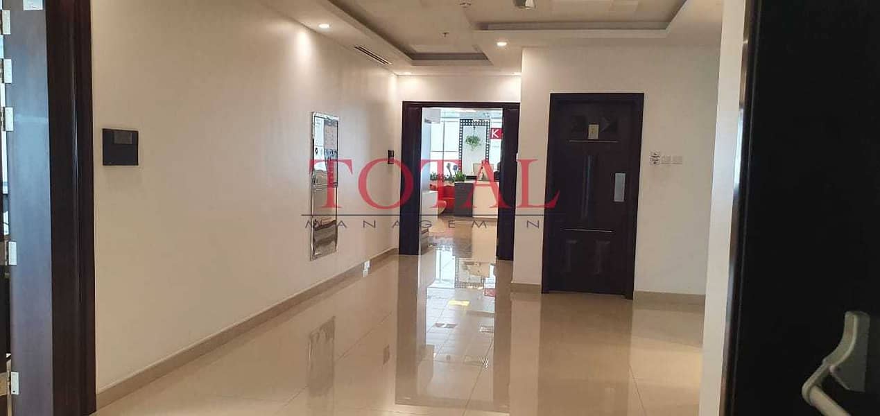 14 Spacious Office Space | 360 Lake view | No Commission
