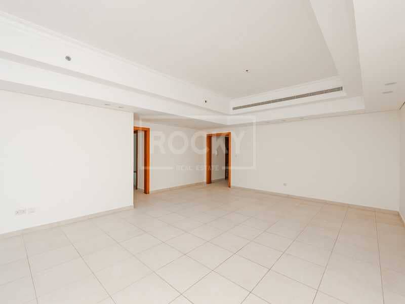 2 Spacious | High Floor | 2-Bed | Lake View