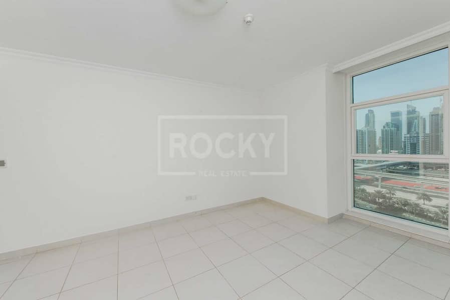 9 Marina View | 2-Bed | Plus Maids and Laundry