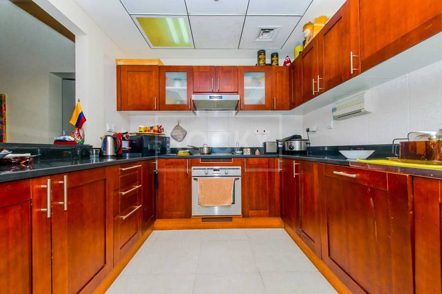 4 2-Bed | Plus Maid's | Sheikh Zayed Road View