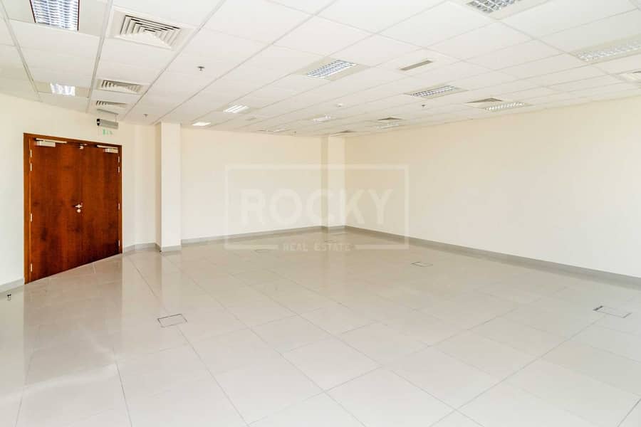 5 All inclusive | Low Floor | Fitted Office | DIP