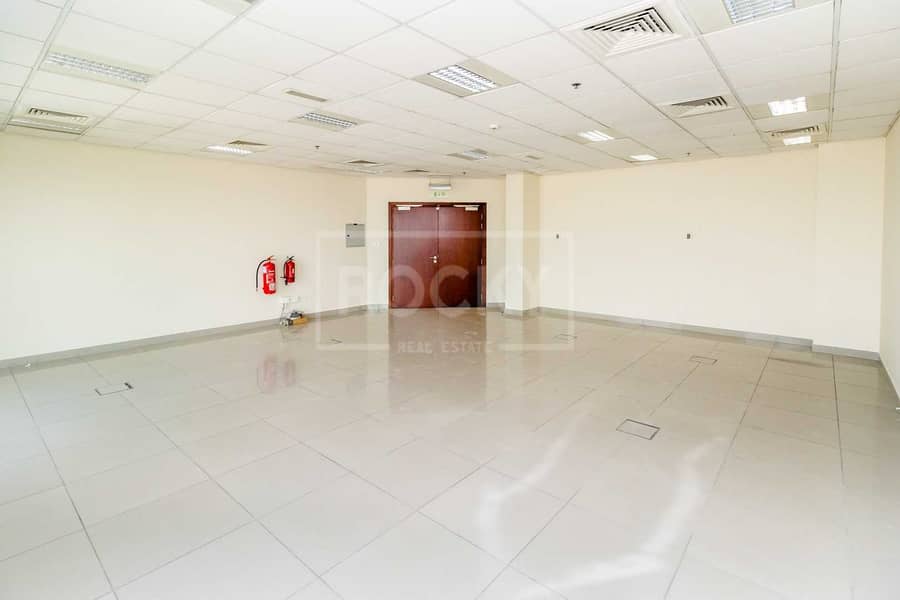 6 All inclusive | Low Floor | Fitted Office | DIP