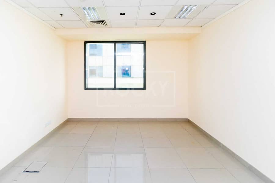 15 Spacious Office | Fitted | Low Floor | DIP