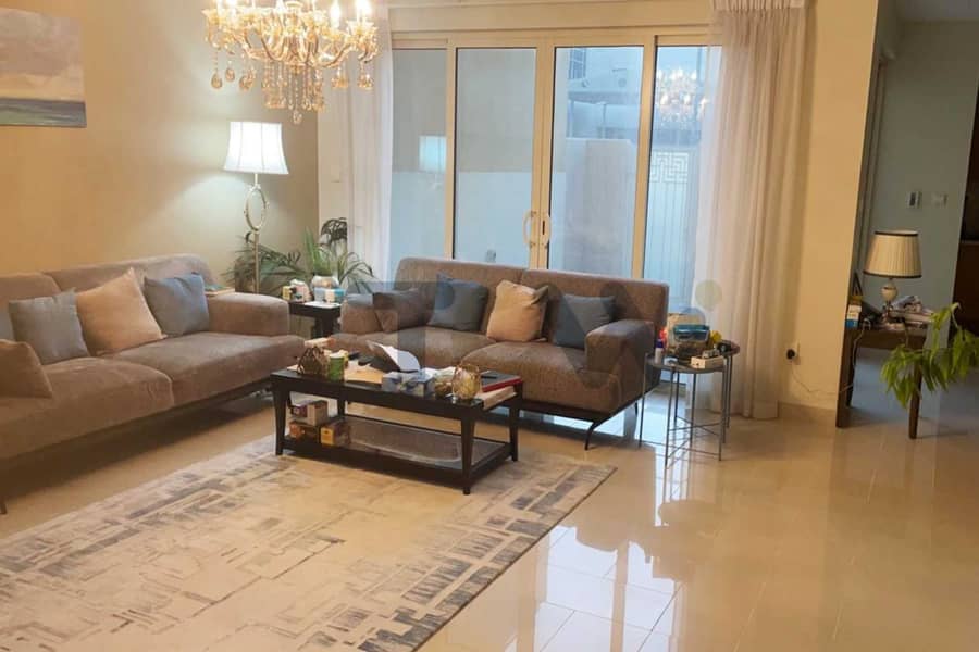 8 Hottest in the Market! A Mesmerizing Townhouse with Spacious Layout