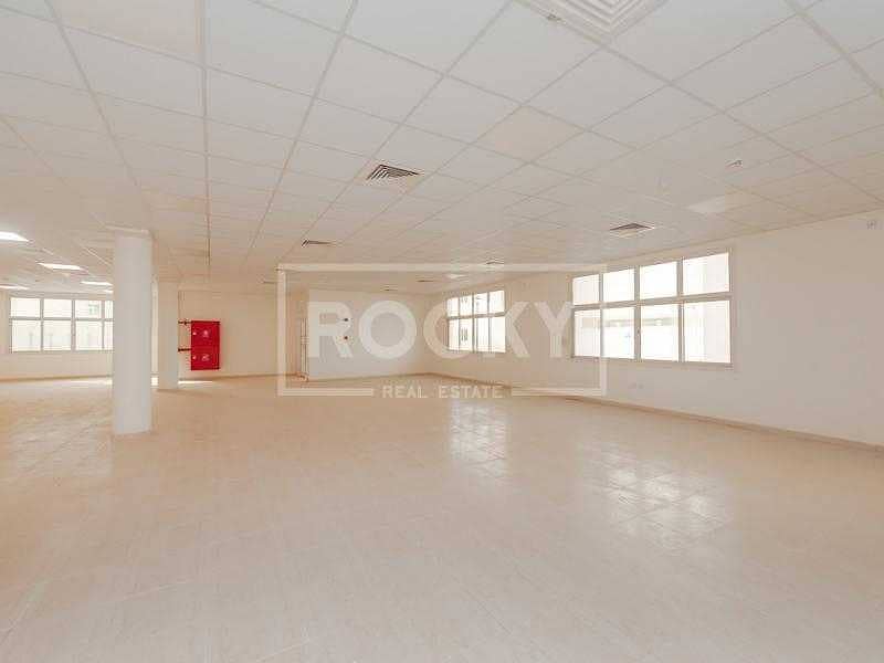 Labour camp 90 rooms | for RENT | DIC